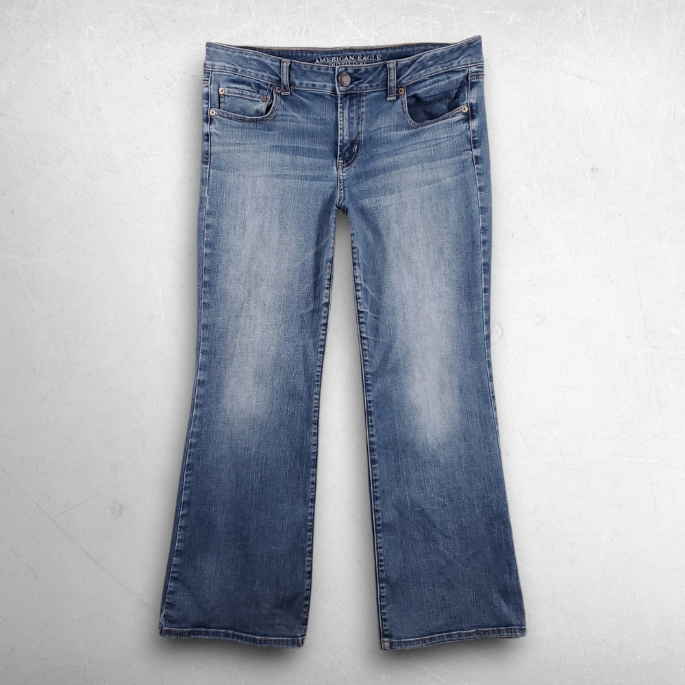 American Eagle Favorite Boyfriend Jeans Women 14S Blue Distressed Indie Grunge